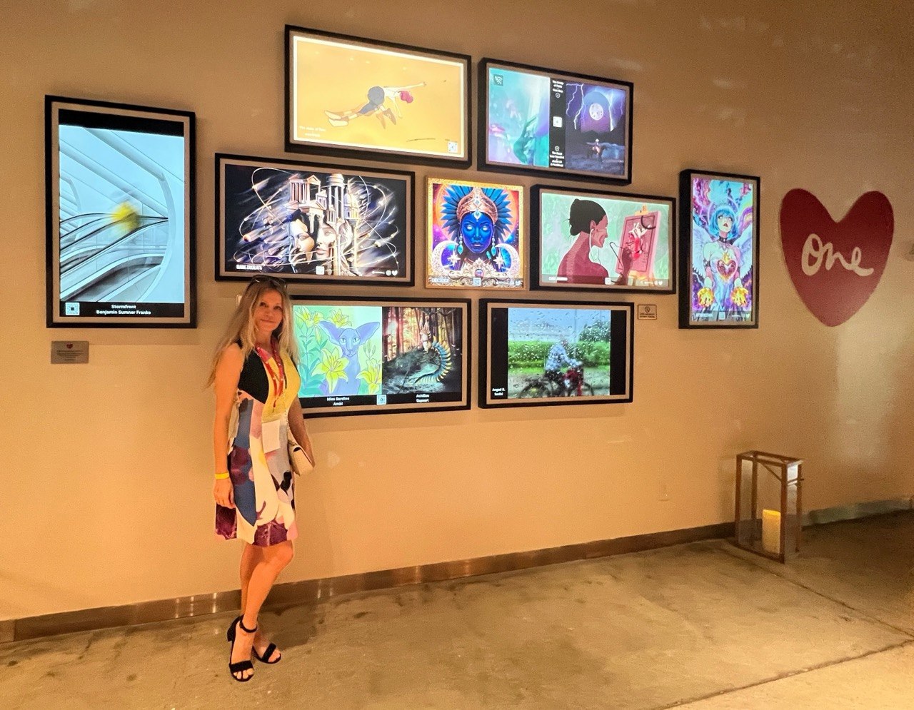 MIAMI Art week 2025. Mon travail a été présenté dans une galerie numérique à Miami 2025